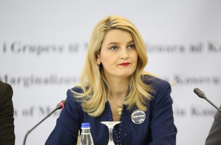 Ngritet aktakuzë ndaj ish-ministres Dhurata Hoxha