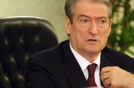 Berisha komenton takimin Kurti – Vuçiq në Bruksel: Këto janë arsyet pse u tmerrua presidenti serb