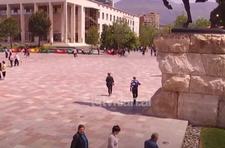 Shqipëri, temperaturat arrijnë deri në 41 gradë Celsius, shkaktohen zjarre në disa zona