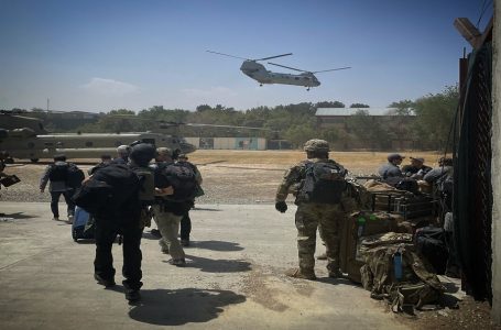 ​OKB: 390.000 civilë do të zhvendosen brenda në Afganistan