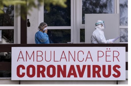 Rritet numri i personave të hospitalizuar nga Covid-19