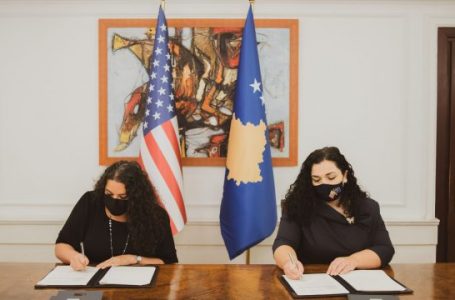 Osmani nënshkruan amandamentin 2 të Marrëveshjes së Grantit me SHBA-në, 3.8 milion dollarë shtesë për Kosovën