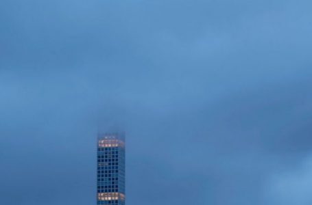 170 milionë dollarë për të jetuar mbi re