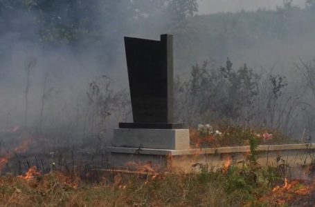 Digjen disa varreza në fshatin Shishman