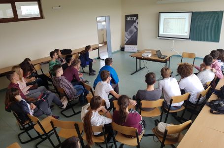 Mbi 280 persona të moshës 13-23 vjeç me inteligjencë të jashtëzakonshme në Kosovë