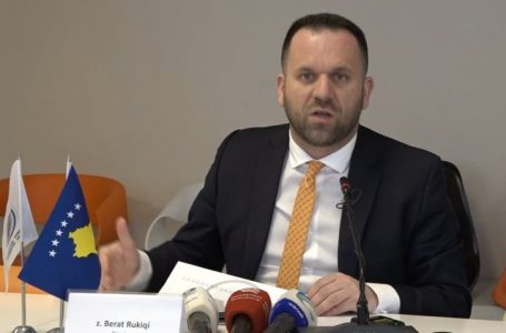 Ekspertët e ekonomisë: S’ka rrezik as përfitim për ekonominë e Kosovës