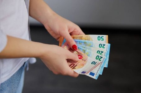 Mbi 1 milion bashkatdhetarë erdhën në Kosovë, shpenzuan rreth 500 milionë euro