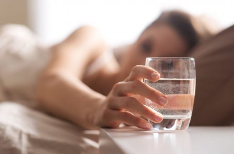 Kjo është gjëja e parë që duhet të bëni sapo të zgjoheni në mëngjes