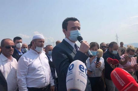 Kurti kërkon drejtësi në varrimin e 18-vjeçares: Të mërzitur nuk mund ta kthejmë kohën e ta zgjojmë Marigonën