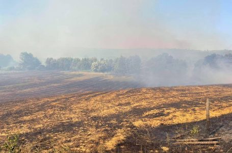 Gjendje alarmante, zjarr i madh kaplon fshatin Nec të Gjakovës