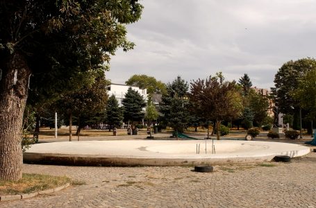 Kastrati: Fontana në Gjakovë funksionalizohet pas dy javëve