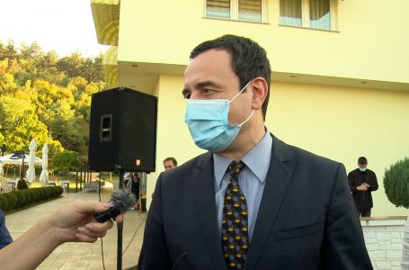 Kurti në Gjakovë, flet për situatën në veri