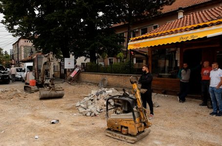 Pezullohen punimet në Çarshinë e Vjetër