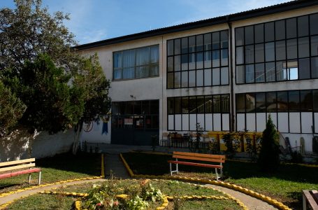 Shkollat do të fillojnë mësimin nga e hëna
