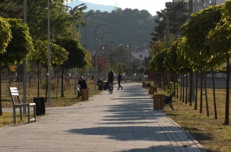 Gjelbërimi, lulet dhe fidanet i kanë kushtuar komunës së Gjakovës rreth 1 milion e 55 mijë euro