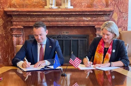 Kosova nënshkruan marrëveshje bashkëpunimi me një institucion të rëndësishëm në Iowa