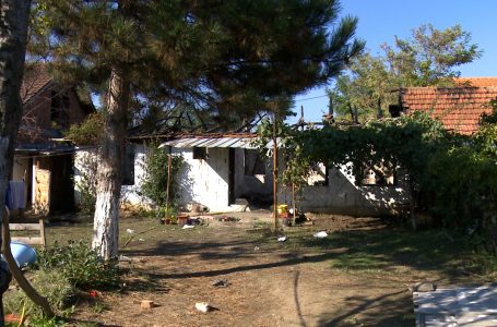 I digjet shtëpia në Novosellë, Elfetja me katër fëmijë ka mbetur rrugëve