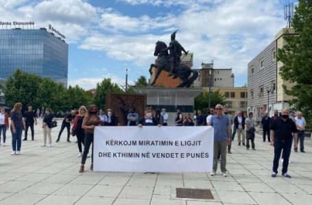 Punëtorët e Lotarisë së Kosovës sot do të protestojnë para Qeverisë