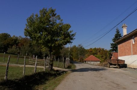 Uji dhe kanalizimet disa nga problematikat e fshatit Prush