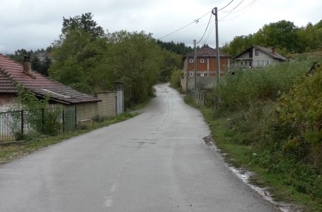 Banorët e fshatit Molliq në hall me ngasësit e pakujdesshëm