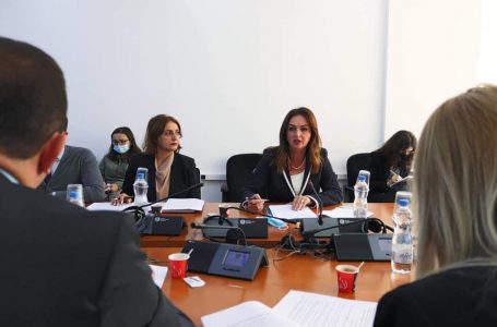 Ministrja Nagavci mburret me Raportin e Komisionit Evropian në arsim për vitin 2021