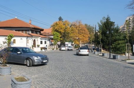 Çfarë mendojnë qytetarët e Gjakovës për vendimet e Qeverisë Kurti?