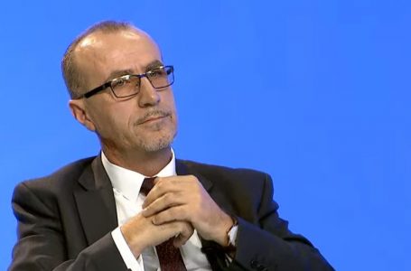 Haxhiu: Ekspertët kanë paralajmëruar valë të re të COVID-19