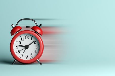 Pse vazhdon të ndërrohet ora?