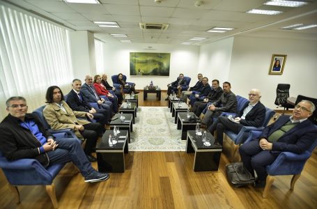Kurti për rritjen ekonomike: A po e kuptoni që këta që kanë qenë para neve na kanë vjedh rritën