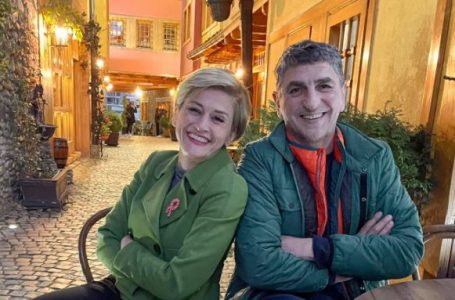 Besim Dina e përkrah Mimoza Kusarin në garën për Gjakovë