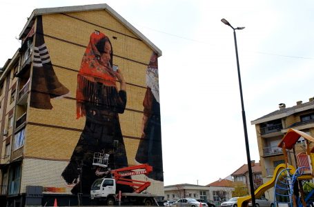 Murali që synon promovimin e xhubletës shqiptare 4000 vjet të vjetër