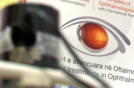 Përdorimi i tepruar i teknologjisë te fëmijët shkakton sëmundje të syve