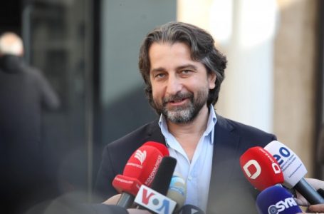 Voton Rama: Ditë të mira po vinë për qytetarët e Prishtinës