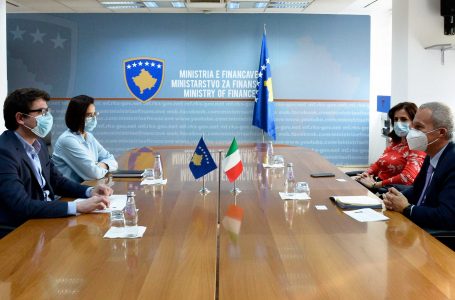 Murati flet me ambasadorin e ri italian për buxhetin e vitit 2022