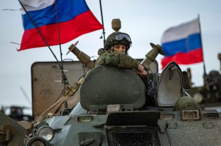 Shërbimet sekrete japin alarmin: Rusia po bëhet gati të pushtojë Ukrainën