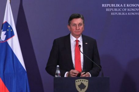 Pahor: BE t’i heqë vizat Kosovës