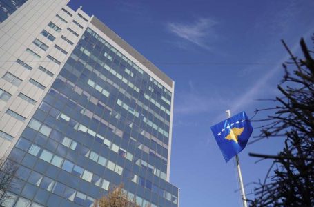 Ekonomistët: Shqetësuese mungesa e punëtorëve dhe dobësimi i zinxhirit të furnizimit në Kosovë