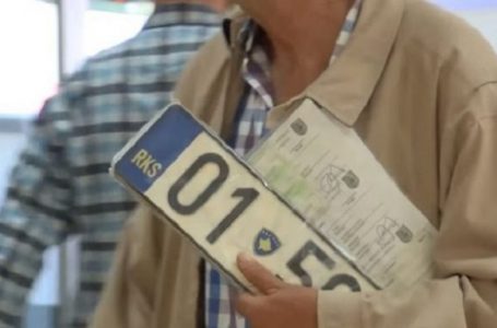 Kërkohet të hiqet kushtëzimi i gjobave për regjistrim të automjeteve