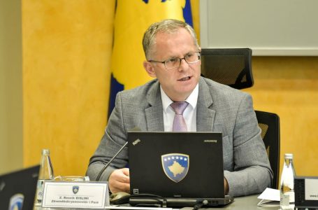 ​Bislimi: Rritja ekonomike në vitin 2021 ishte 10.5%