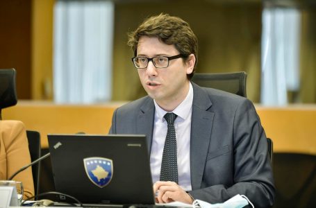 Murati: Deri në fund të mandatit do ta zbatojmë premtimin për shërbim ushtarak