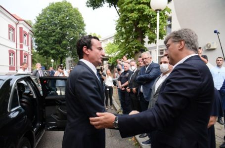 Kryeministri i Kroacisë viziton sot Kosovën