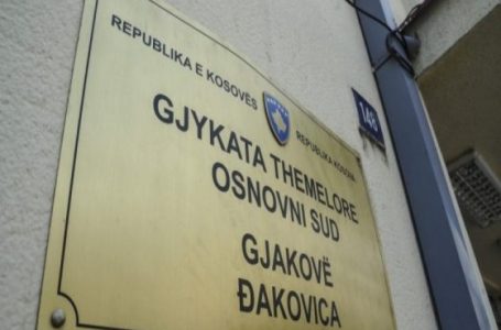 Kërkesë për paraburgim ndaj tre personave për falsifikim të parasë në Gjakovë