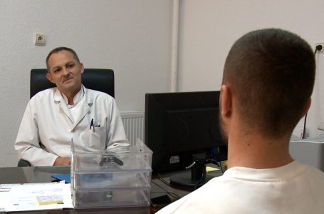 Dr. Ardian Jusufi zyrtarisht merr detyrën e u.d i drejtorit të spitalit “Isa Grezda” në Gjakovë