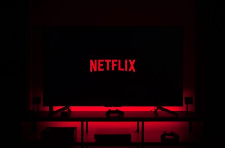 Netflix e di se çfarë po bëjnë klientët me fjalëkalimet: Platforma do t’ju bëjë të paguani më tepër