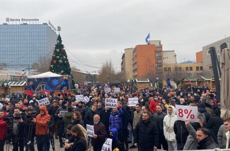 “Na bosh, ju plot”, motoja e protestës së gastronomëve