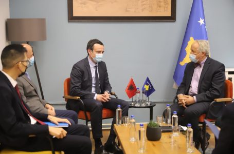 Kurti dhe Latifi do të mbajnë konferencë për media