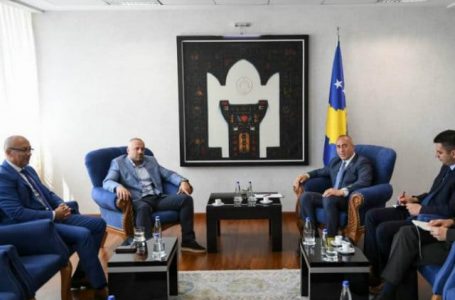 Ramush Haradinaj iu gëzua lajmit nga Amerika, por para 3 vitesh e kishte pritur në zyrë Milan Radojqiqin