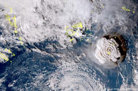 Edhe nga hapësira u vërejt shpërthimi i vullkanit nënujor në Tonga