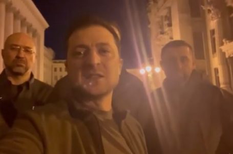 Zelensky: Jemi në Kiev dhe po mbrojmë Ukrainën
