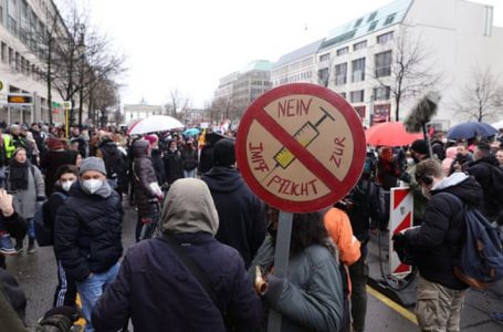 Gjermania shpreson se vaksina kundër Covid me bazë proteina do të bindë skeptikët